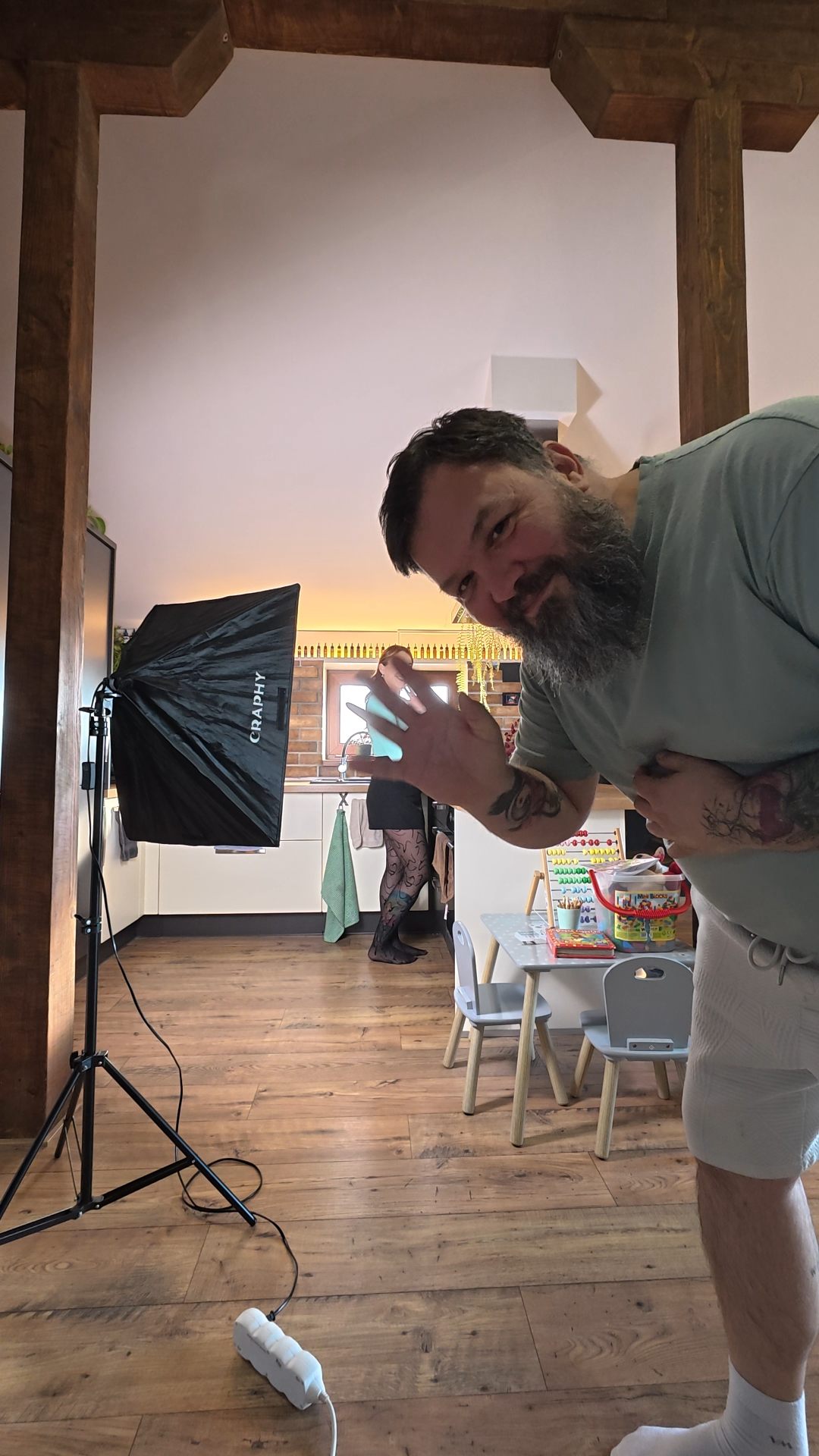 BTS_01_00_24_01