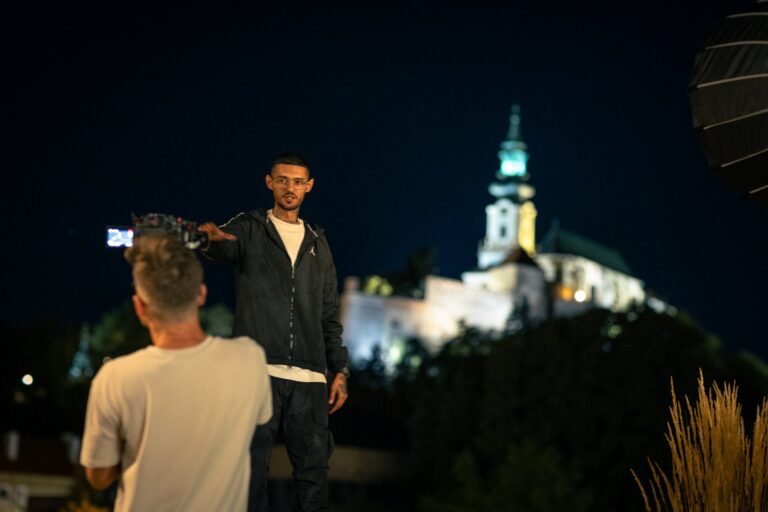 Natacanie videoklipu pre RBilly - Mimo stada. Kamera, strih, rezia - Matus Nedecky.